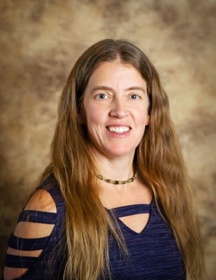 Portrait of Linsey Smith, Realtor / Sales Associate